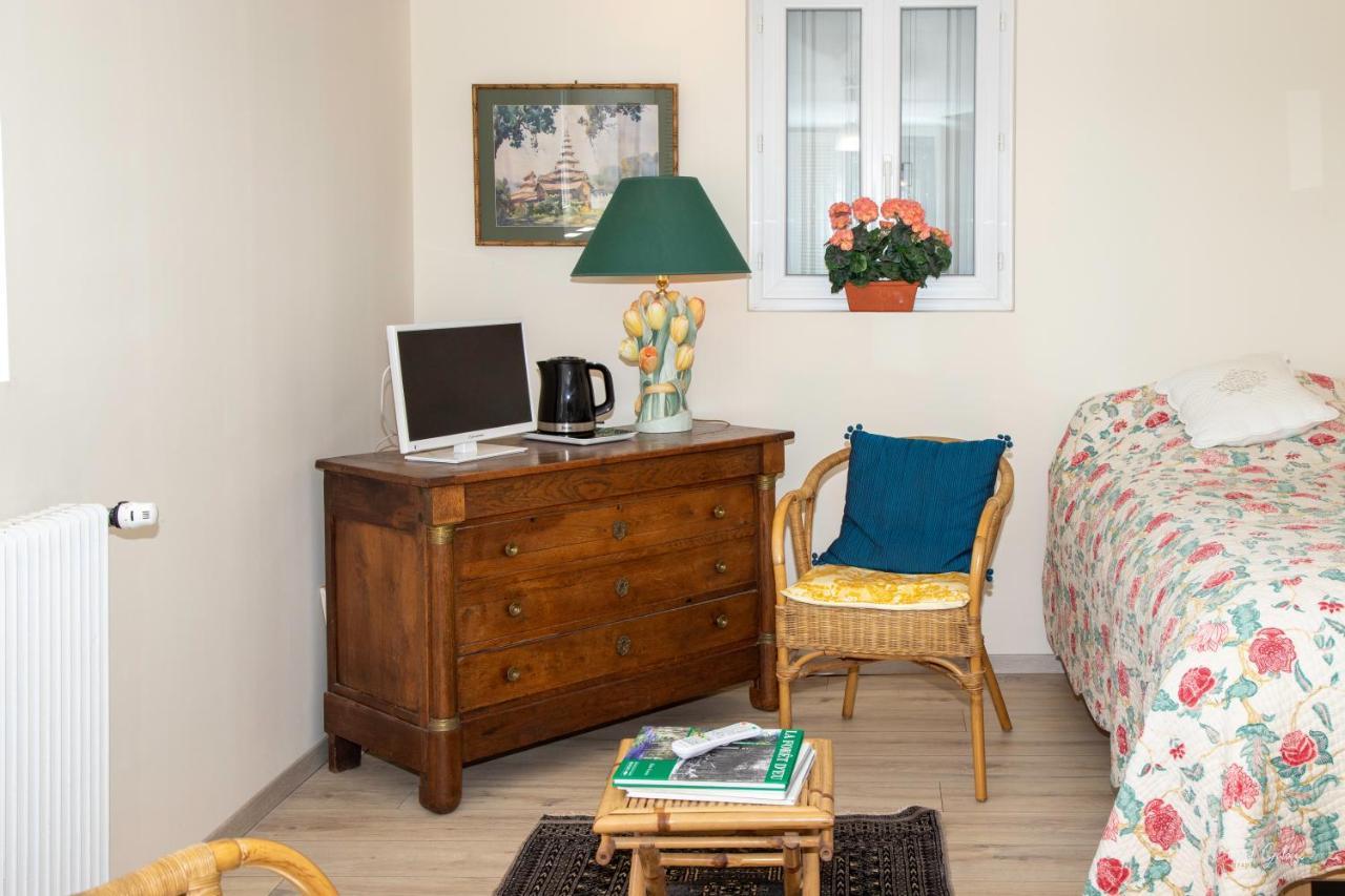 Villa Marguerite 65 Rue Legout Lesage 76260 Ponts Et Marais Екстер'єр фото